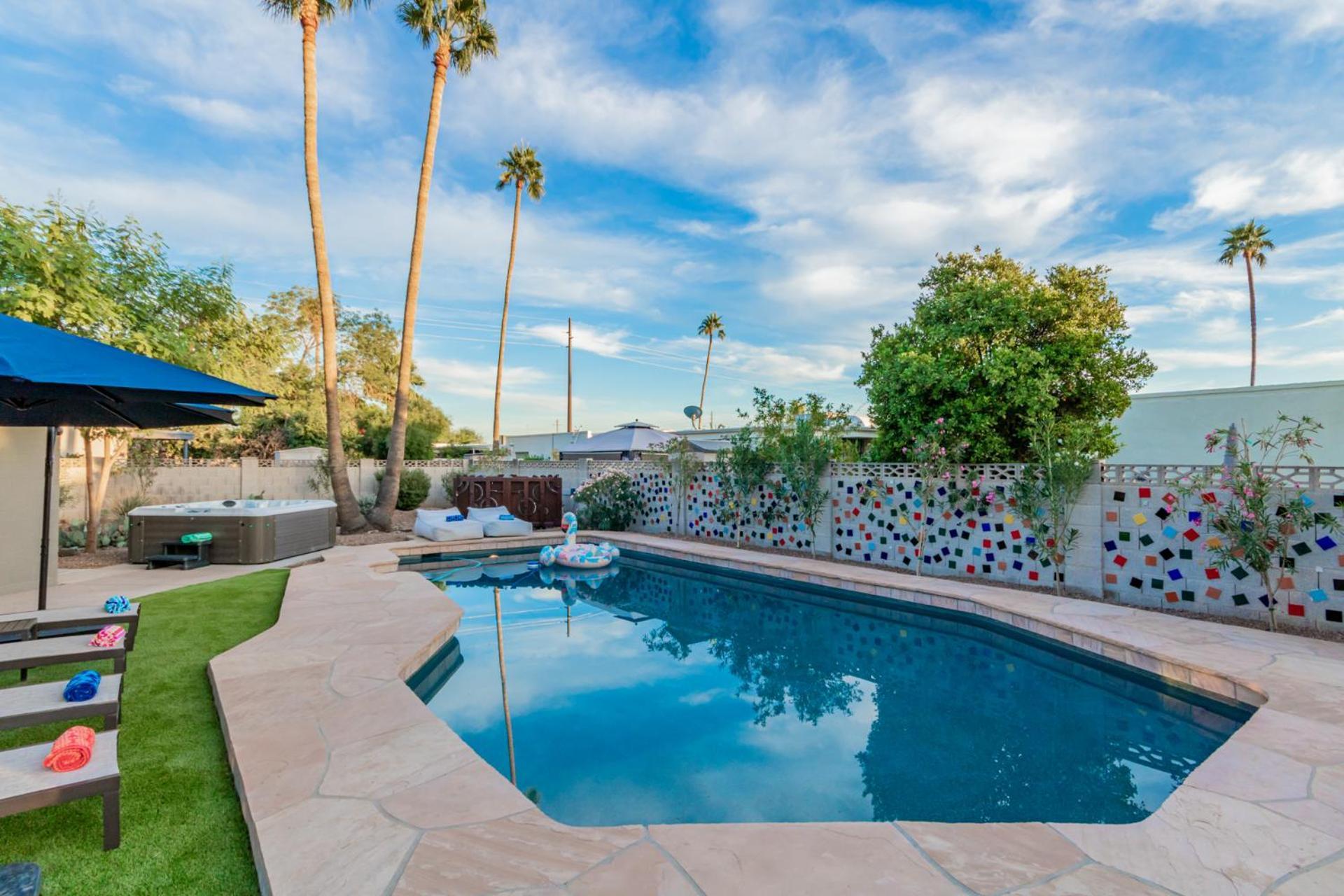 87th Pl - 4br - * Scottsdale