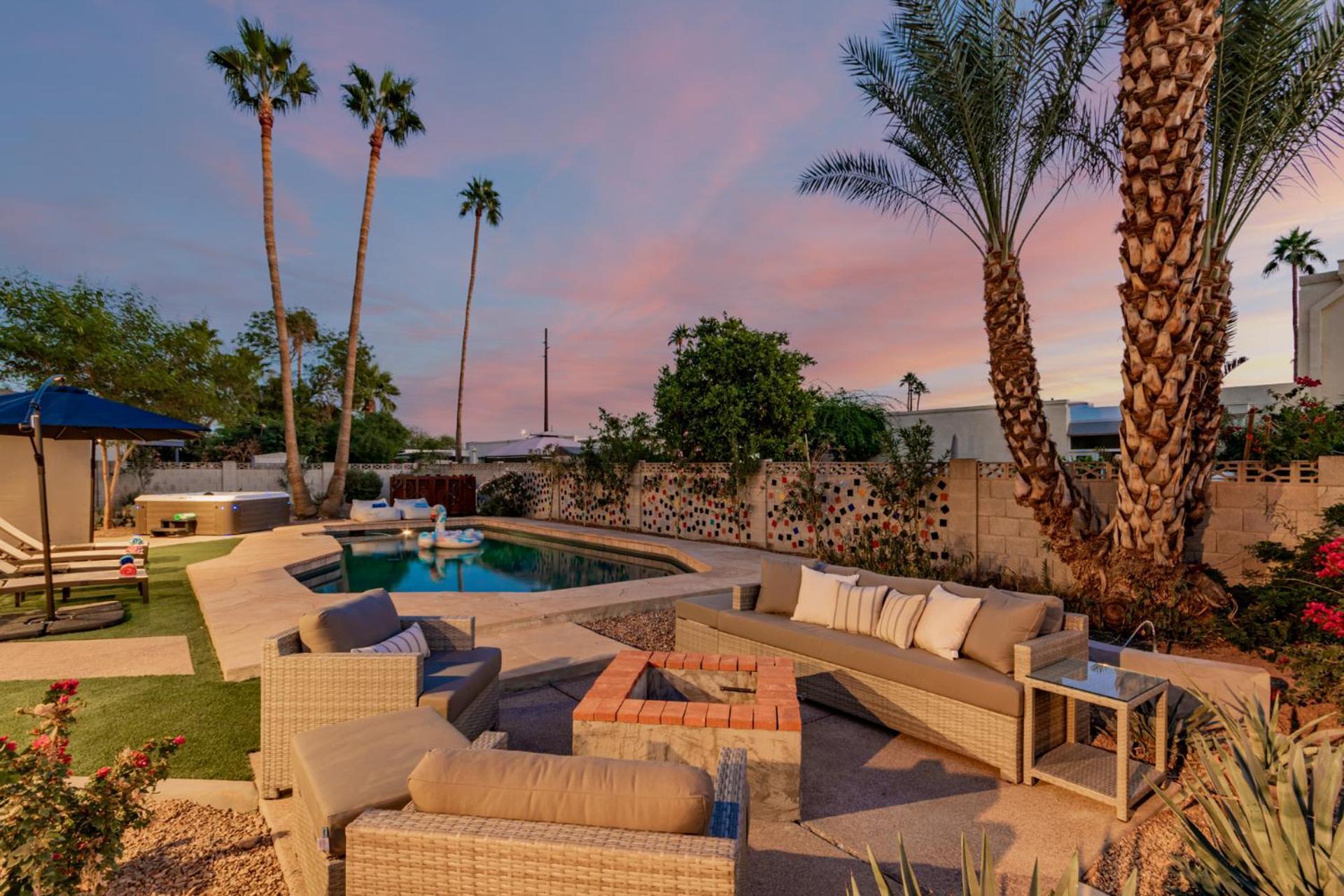 87th Pl - 4br - * Scottsdale