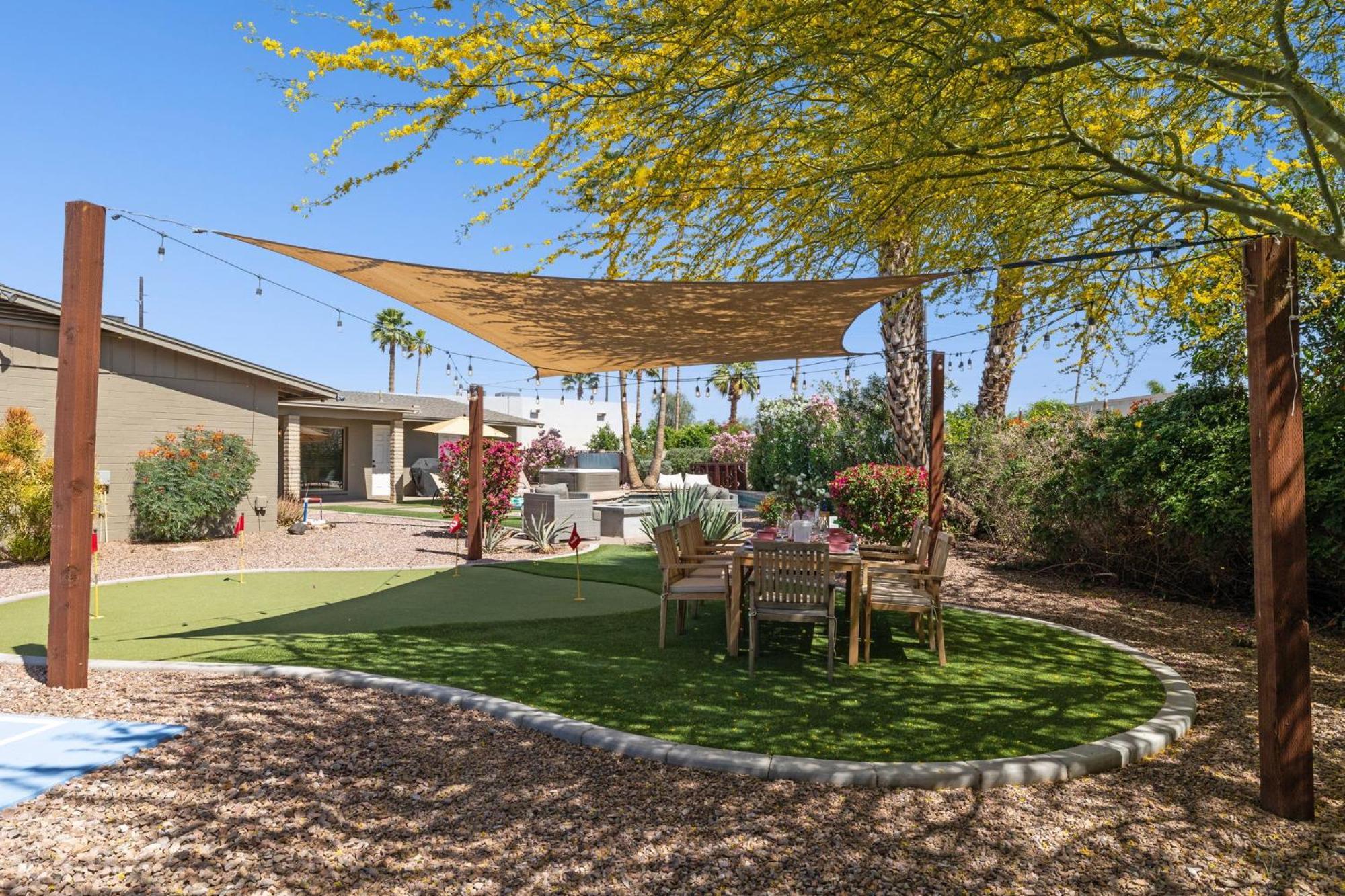 87th Pl - 4br - Holiday home